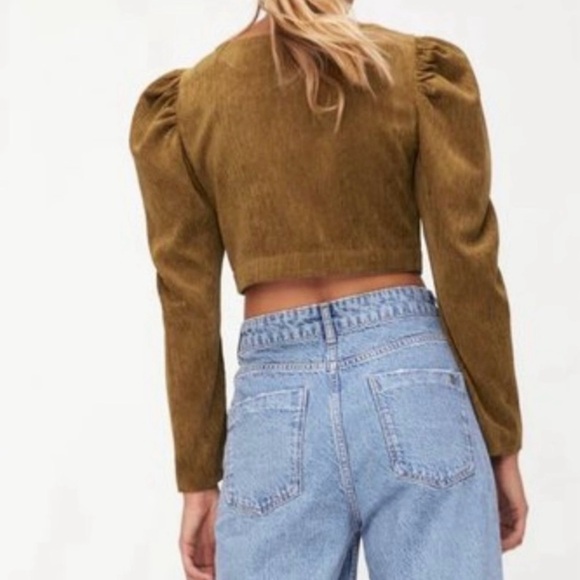 Zara Camel color Corduroy Buttoned Crop Top in size small. - Picture 2 of 12
